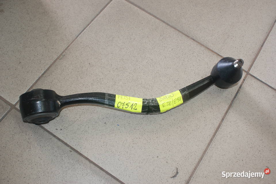 Wahacz zawieszenia koła przód L dół 164 mm Białobrzegi