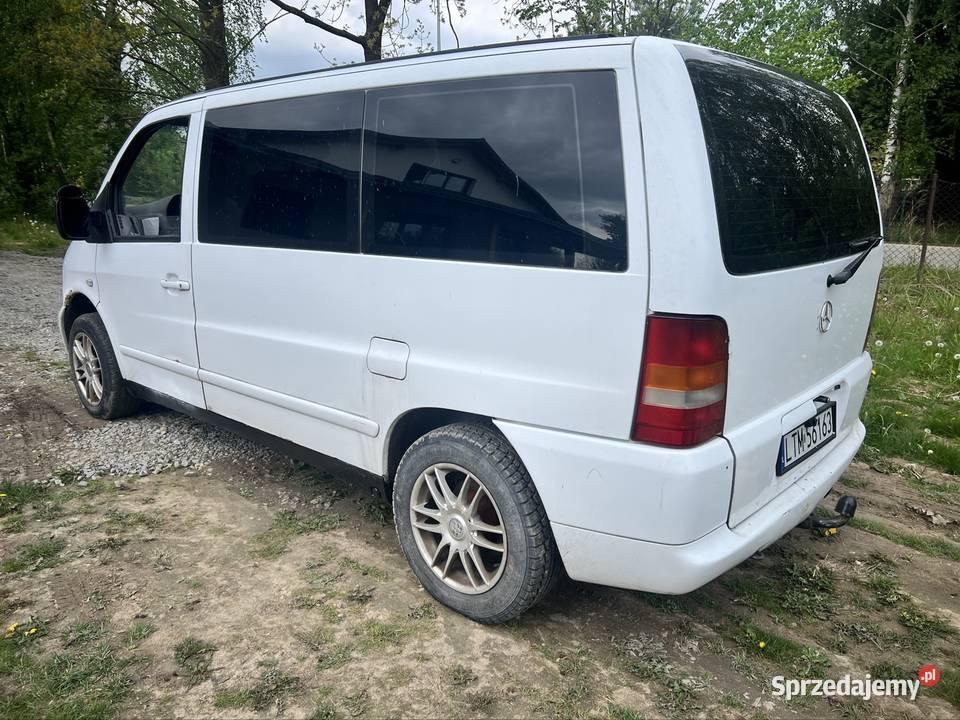 Sprzedam Mercedesa Vito 8osób Stary Dzików