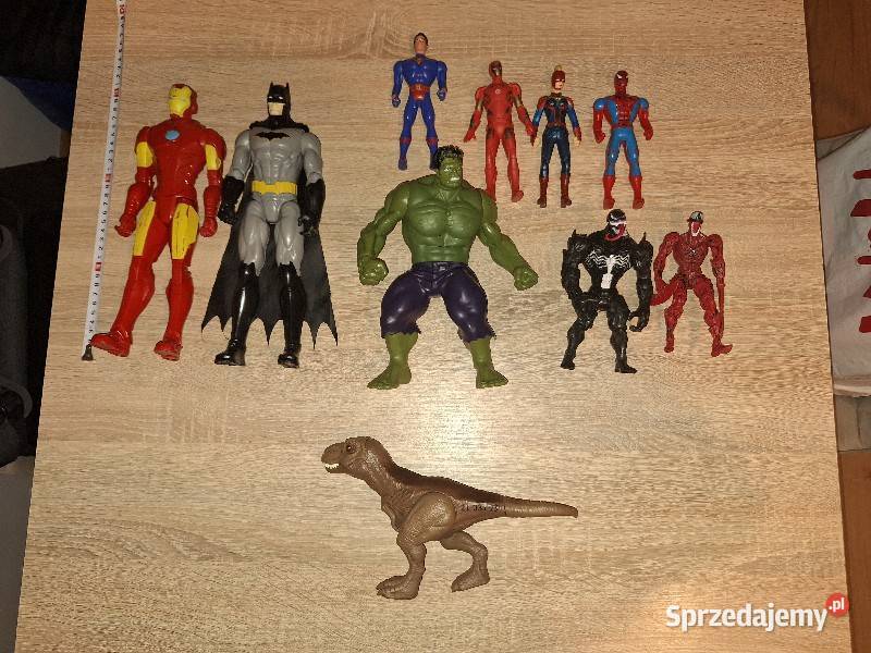 Zestaw figurek superbohaterów Warszawa