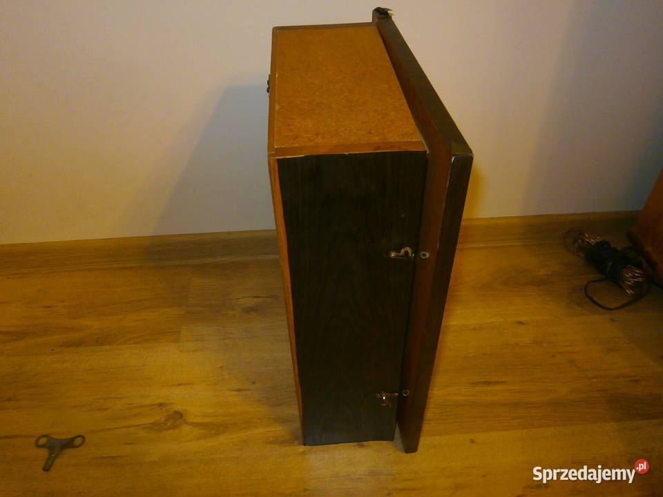 Zegar wiszący CCCP JANTAR sprawny do renoawcji