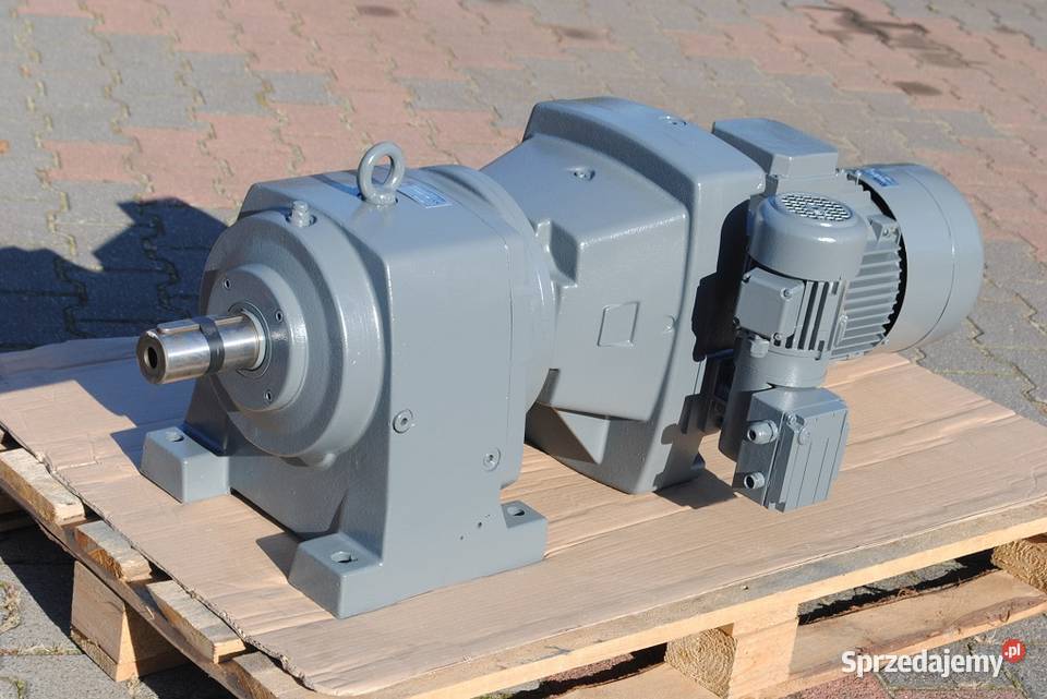 Motoreduktor 55kw z regulacją 1572obrmin Kargowa
