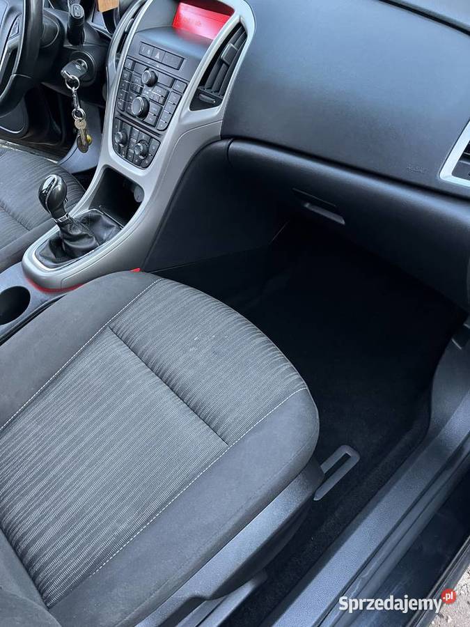 Opel Astra J 14t 120KM Jeleśnia