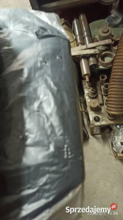 osłona boczna z tworzywa do posuwu 3 rolkowego Kłodawa