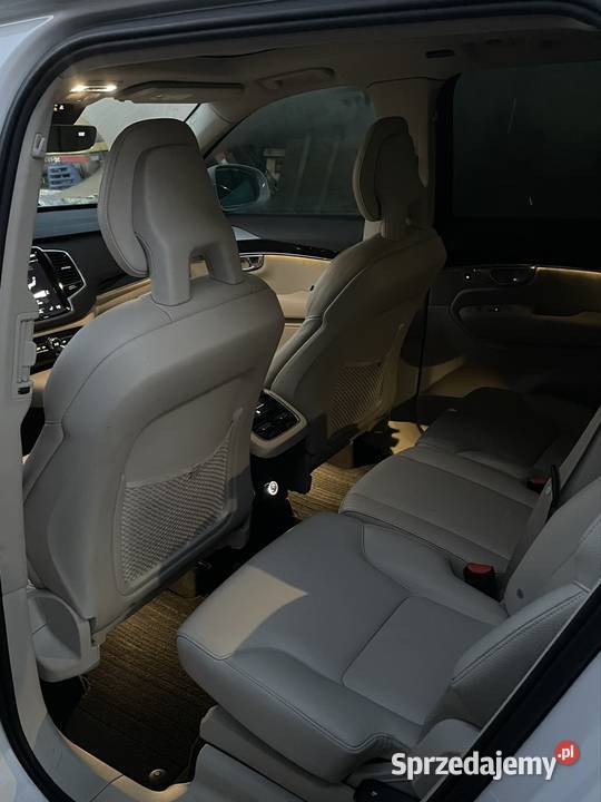 Volvo XC90 20 benzyna 245 2018 142 przebieg Poznań