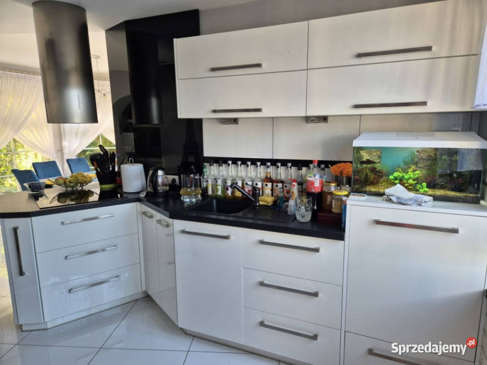 Gotowy do zamieszkania piękny dom w zachodniej Lubliniec