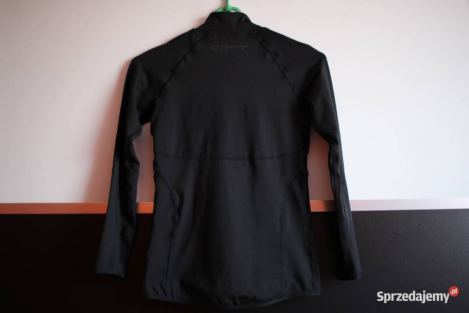 Bluzka sport Cubus czarna 134 140 Bluzy Toruń sprzedam