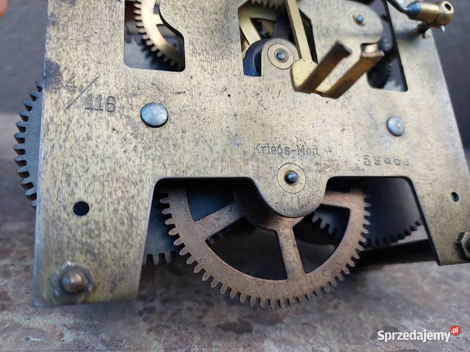 M069 Mechanizm starego zegara ściennego Kriegs Tczew