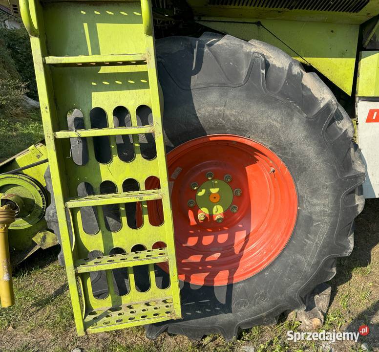 Schody drabinka kombajn claas Dominator 98106118 Zahajki