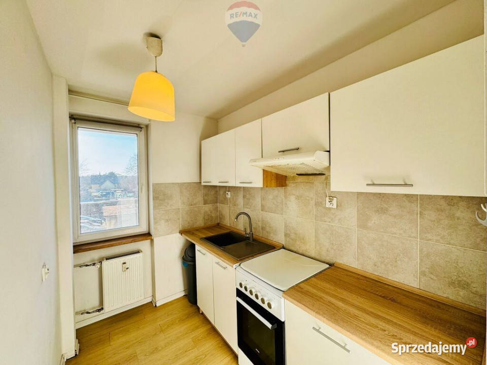 Rybnik mieszkanie 3 pokoje remoncie balkon Rok budowy 1970