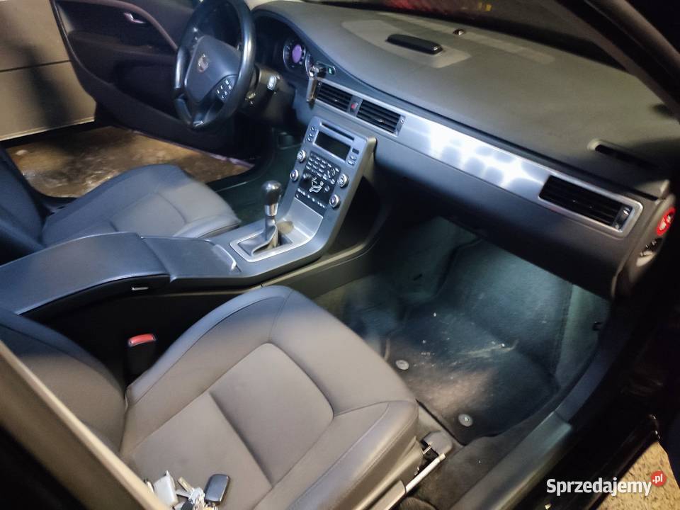 Volvo V70 stan perfekcyjny 2000cm3 Gostynin sprzedam