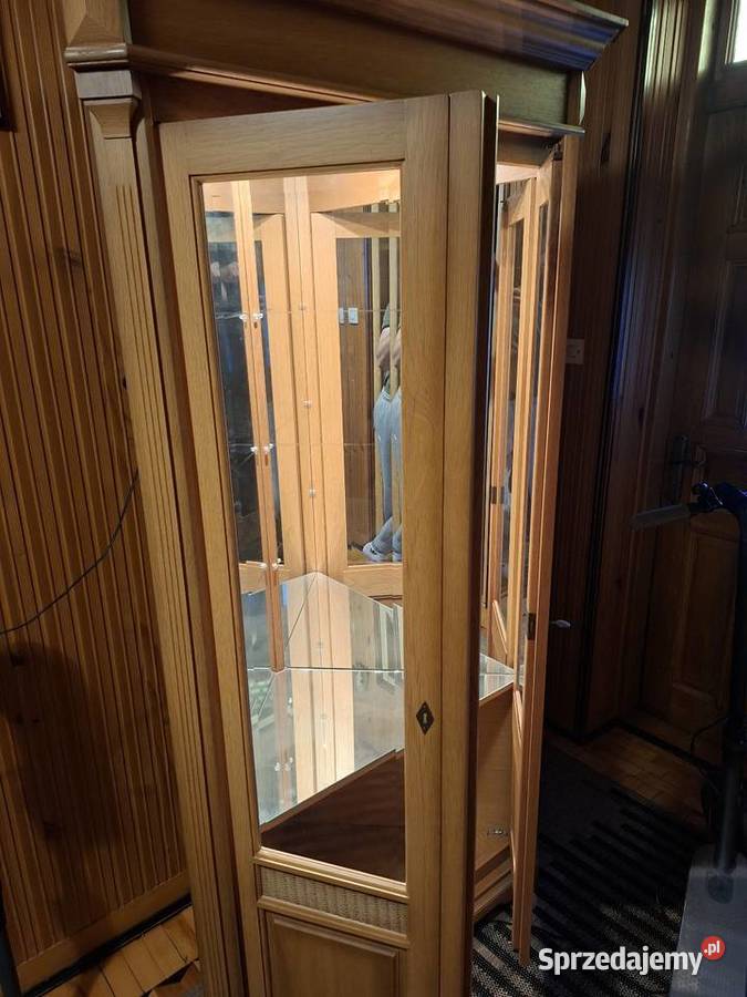 Sprzedam szafę narożną Kamień