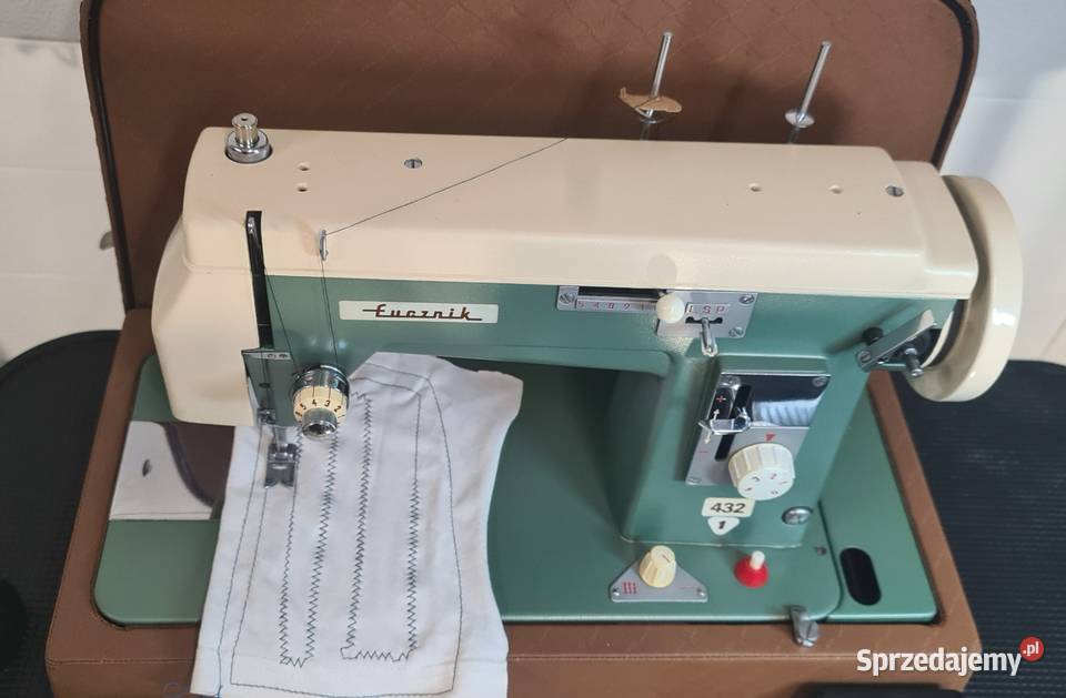 Łucznik 432 kompletna mocna maszyna do szycia Śrem sprzedam