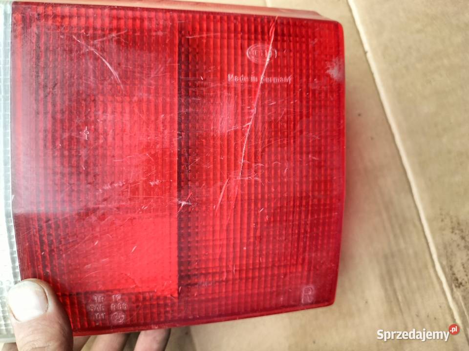 LAMPA TYŁ TYLNA PRAWA AUDI B3 80B4 KOMBI