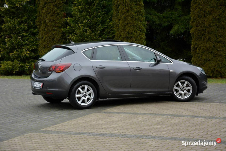 Opel Astra Cosmo Sport Xenon Ledy Navi MMI czujnik deszczu Astra mazowieckie