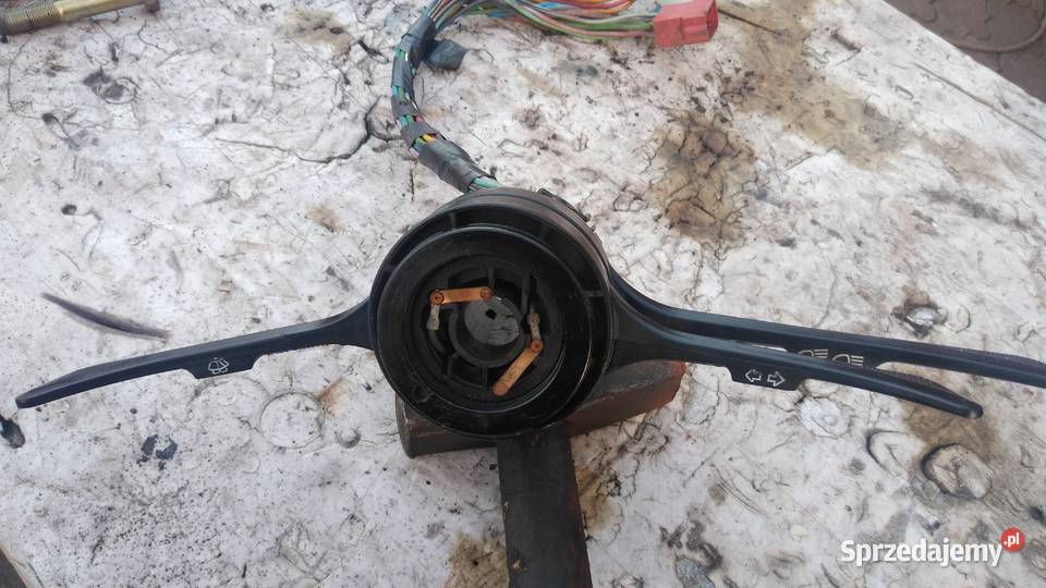 Fiat 126 przelacznik pod kierownice pajak