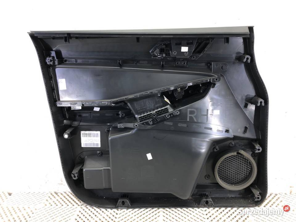 BOCZEK DRZWI PRAWY PRZÓD VW CADDY V Minivan Wyposażenie wnętrza