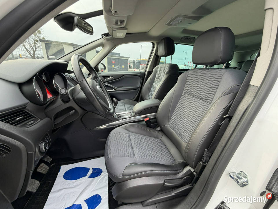 Opel Zafira 20 CDTI 165 LED 7 OSOBOWY Nawigacja