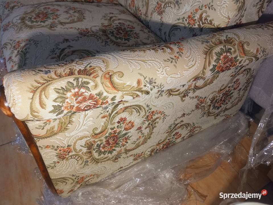 Sofa wersalka lirka wiosenne kwiaty mazowieckie Grójec