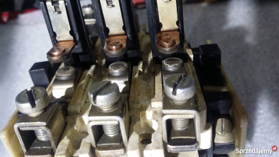 110 Stycznik SLA 32 40A Części i akcesoria