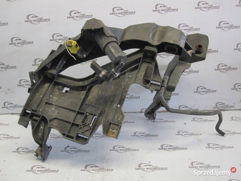 AUDI A4 B8 IV 09r ślizg lampy prawy przód