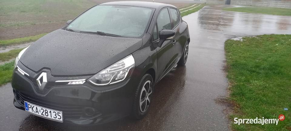 Sprzedam clio stan nieuszkodzony