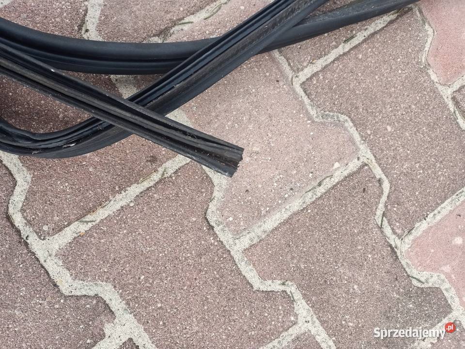 Uszczelka bagażnika Saab 900 HB osobowe Szczecin sprzedam