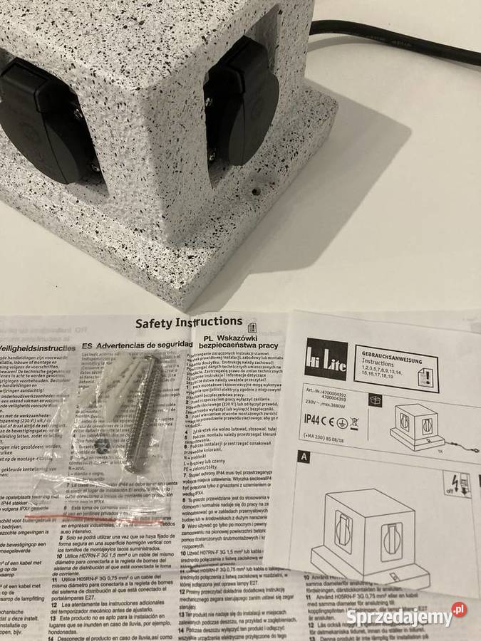 Gniazdo ogrodowe kwadratowe o wyglądzie kamienia Rokietnica