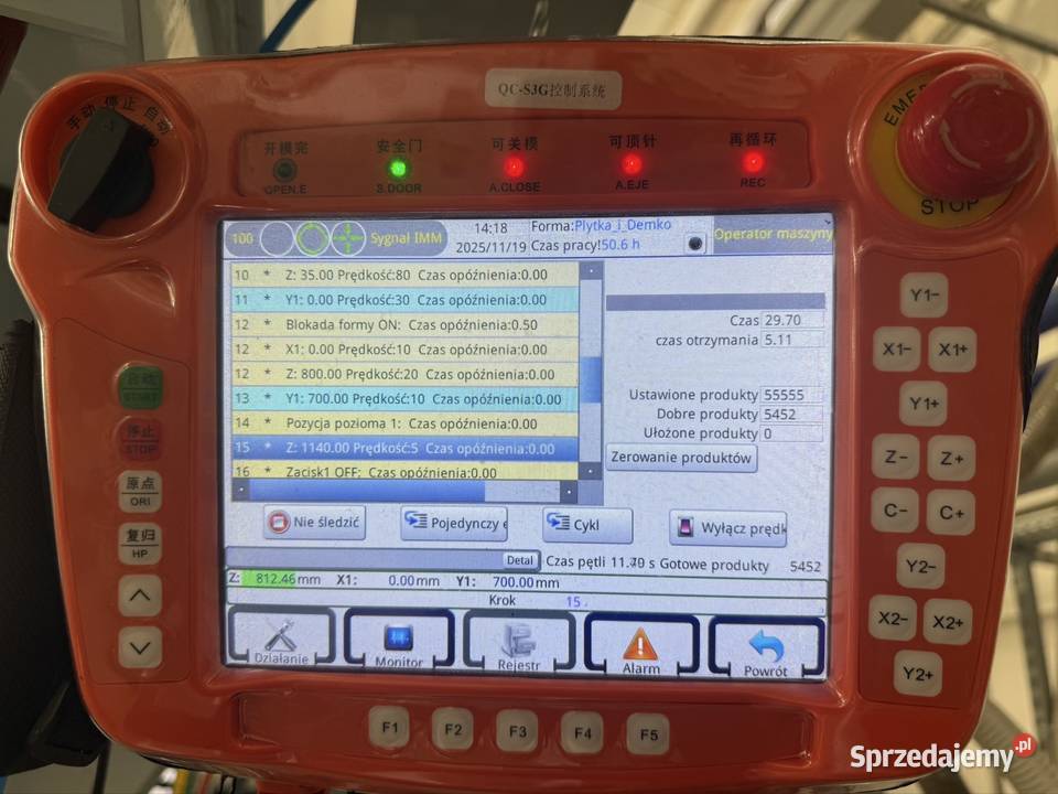 Robot 3 osiowy do wtrysakrki do 260 ton Produkcja Łowicz sprzedam