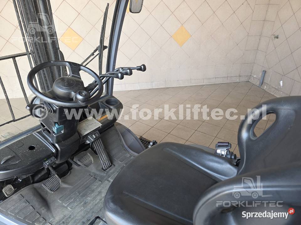 Wózek widłowy TOYOTA 8FGJF35 Przesuw boczny