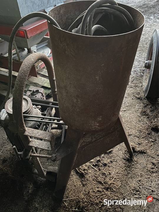 Sieczkarnia do ziemniaków i buraków Kobyla Góra