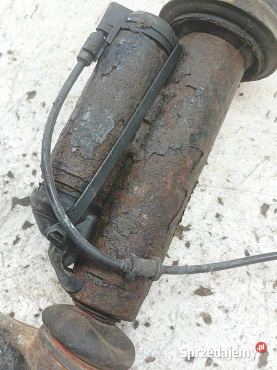 AMORTYZATOR PRAWY PRZÓD C086053 MercedesBenz