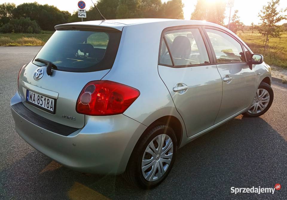 Toyota Auris 16 Benzyna Automat Warszawa sprzedam