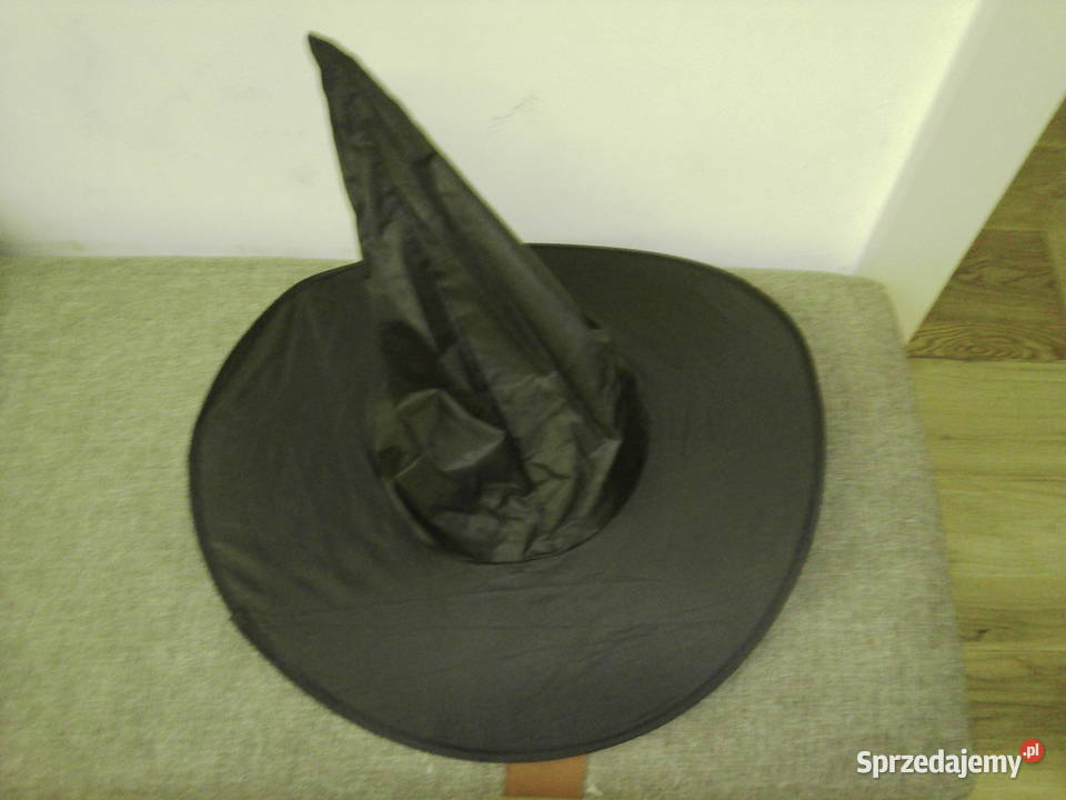 Stroj damski czarownica rozmiar L Rumia