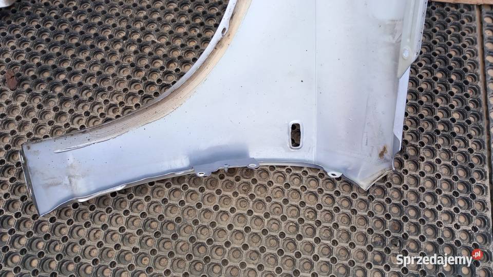AUDI A6 C6 BŁOTNIK PRZÓD PRAWY Zbierkowo sprzedam