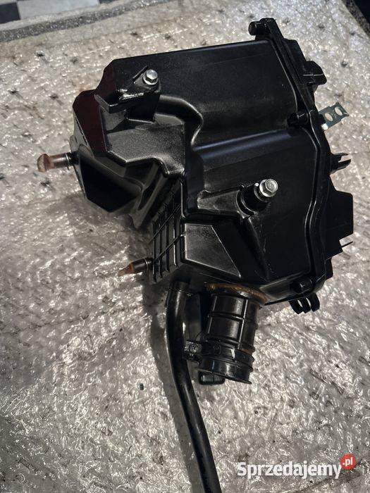 Filtr powietrza airbox Suzuki GSXS GSXR 125 M66 Poznań