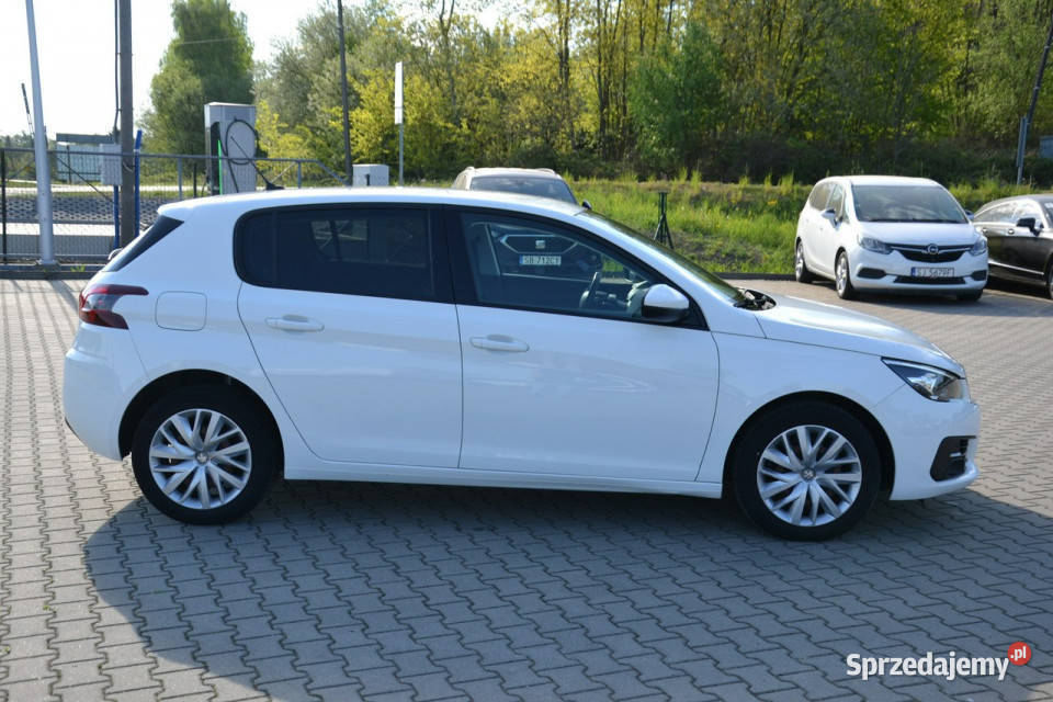 Peugeot 308 15 bluehdi 100 6biegów euro6 MODEL Kęty sprzedam