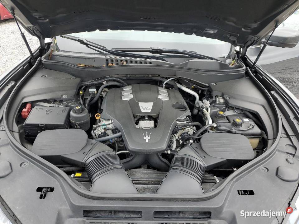 2016 MASERATI LEVANTE LUXURY śląskie Częstochowa