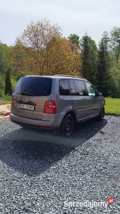 Volkswagen Touran 20 TDI 170 DSG 2010r Gromadka