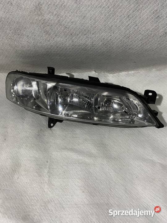 Lampa prawy przód Opel Vectra B 9902 prawe Jasienica sprzedam