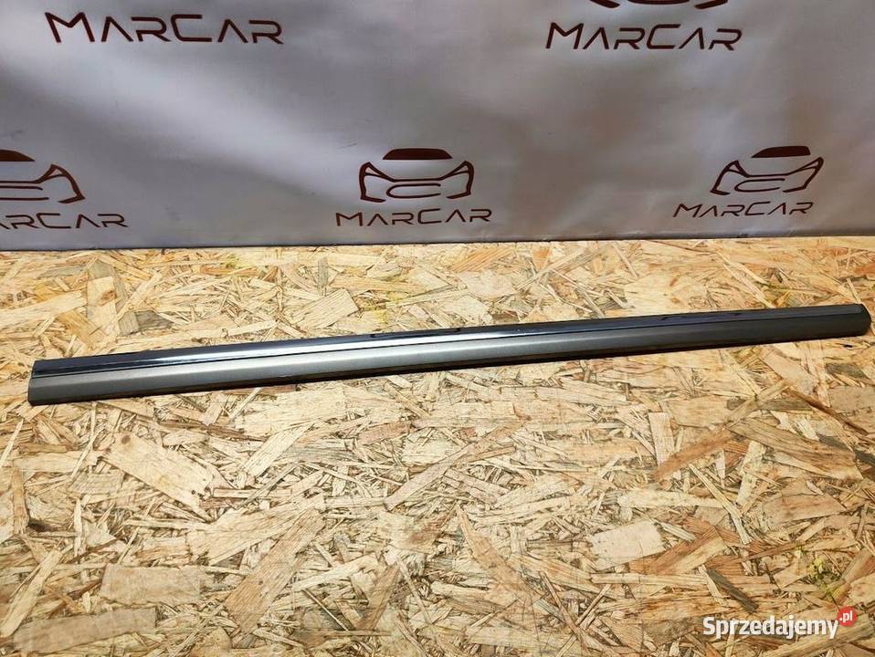 Listwa Drzwi Prawy Przód Vw Passat B7 3AA854940