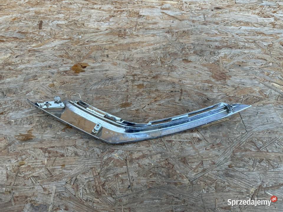 Listwa chrom zderzaka przód prawa rh Mitsubishi osobowe Sieraków