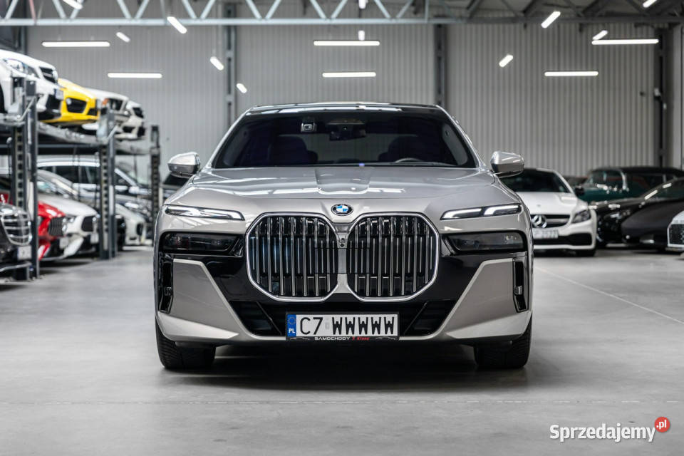 BMW 740 FV 23 Gwarancja 122027 Webasto Sky czujnik parkowania Węgrzce