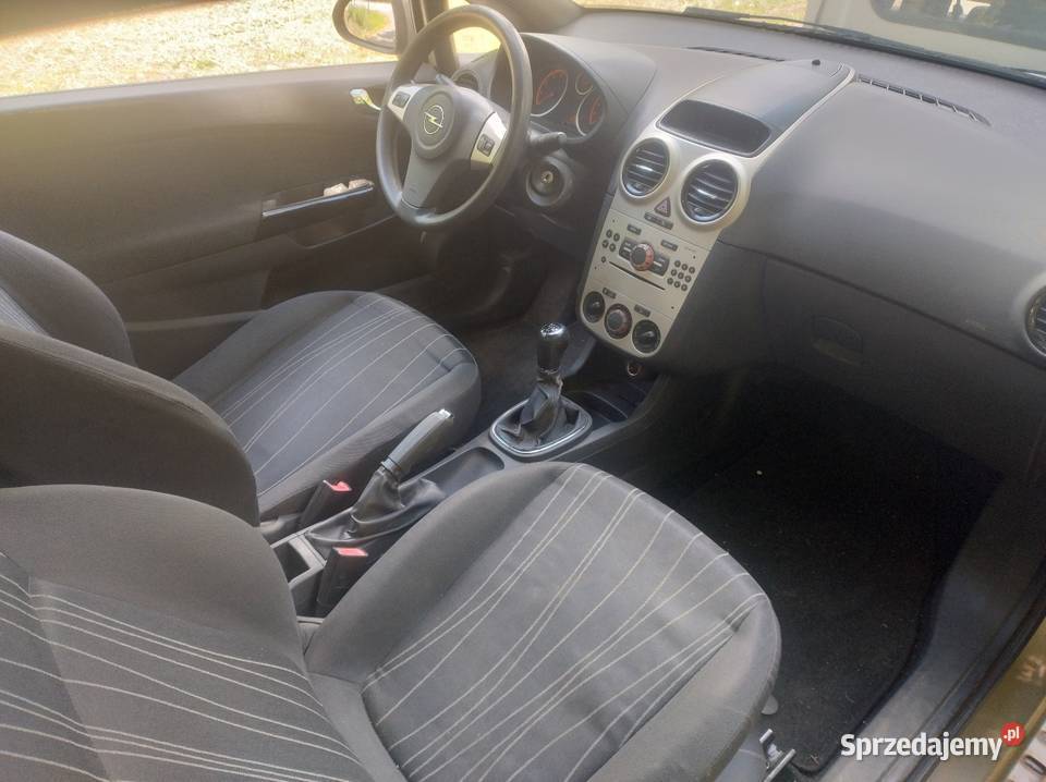 Opel Corsa D 2008r 10 B 3 Drzwi Lak Z40M Części osobowe Elbląg