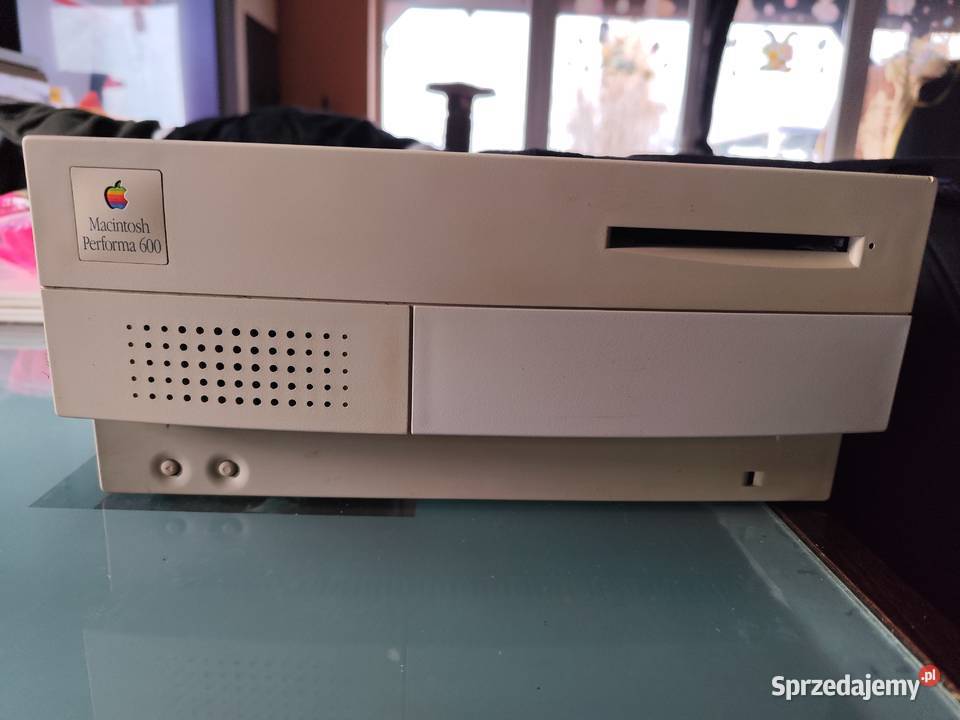 komputer Apple stary zabytek Lubin