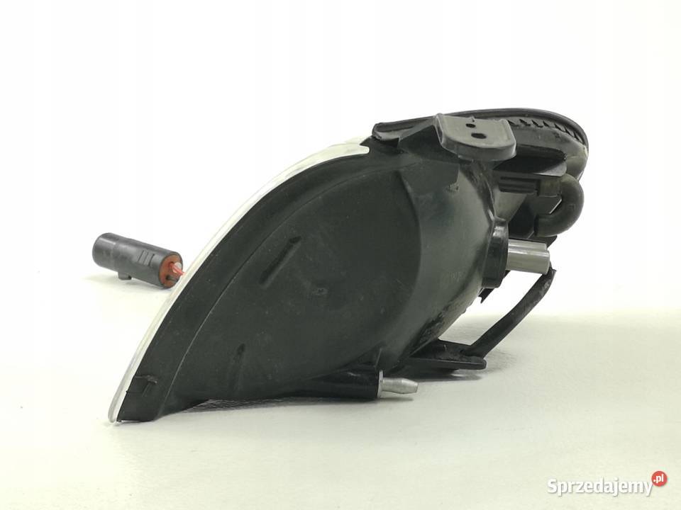 KIERUNKOWSKAZ PRAWY PRZÓD KIA SHUMA 19972004 lubelskie