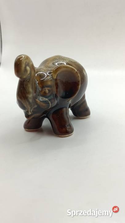 Figurka brązowego słonia Zamość