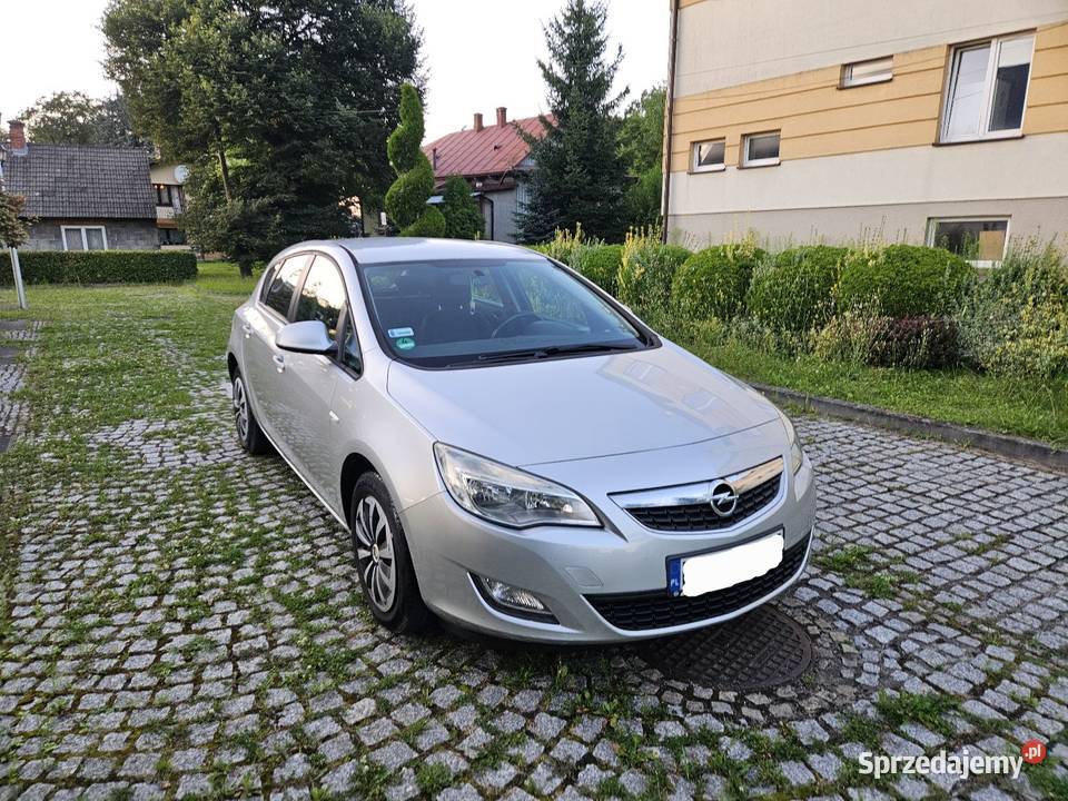 Opel Astra J 2010r 14Turbo 120 Klima Grzane Ryglice sprzedam