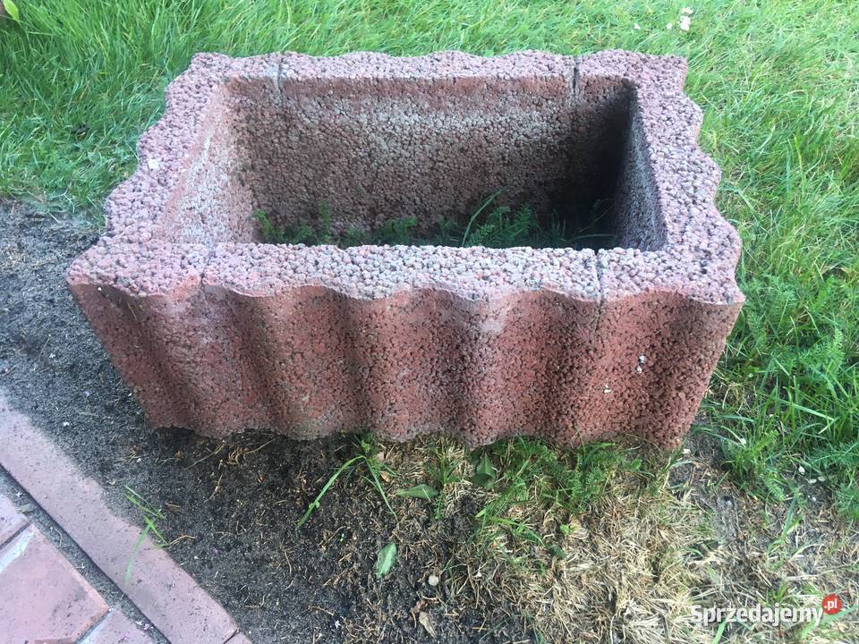 Beton betonowe donice gazon działka ogród zachodniopomorskie Kołobrzeg