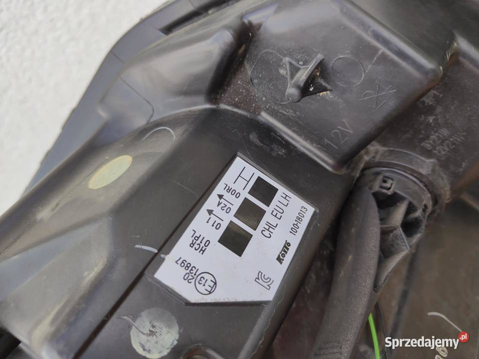 Lampa lewa Nissan Qashqai 2 J11 soczewka H11 osobowe Oświetlenie Kielcza