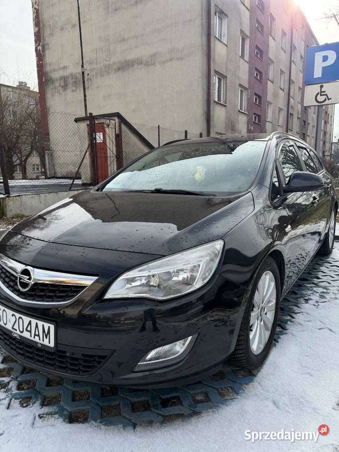 Opel Astra J Sport Tourer Super stan Astra Sosnowiec